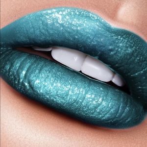 Too Faced Tutti Frutti Blue You Away